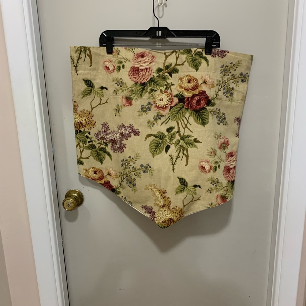 Waverly Floral Valance